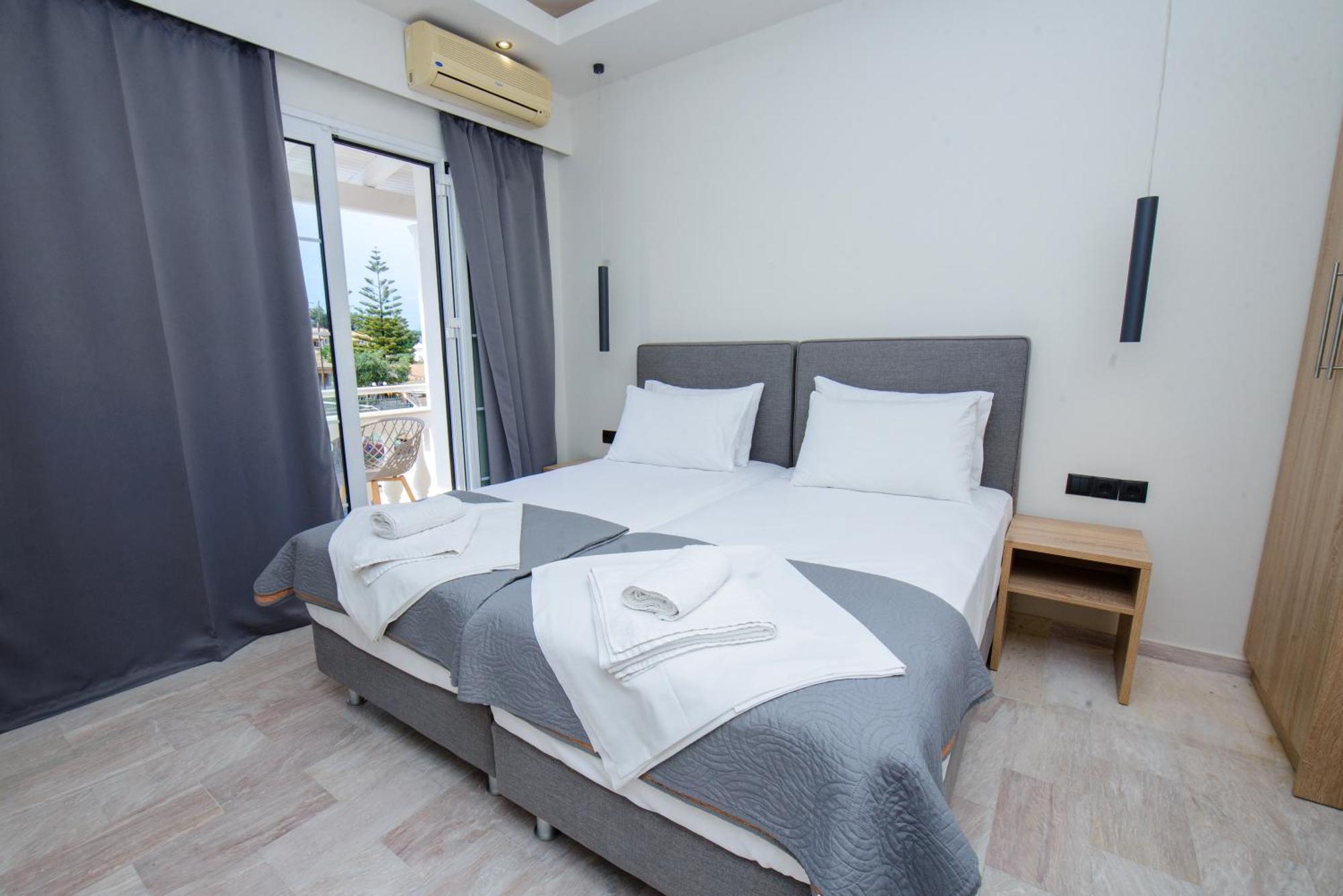 Saint Spiridon Hotel Kassiopi Exterior photo