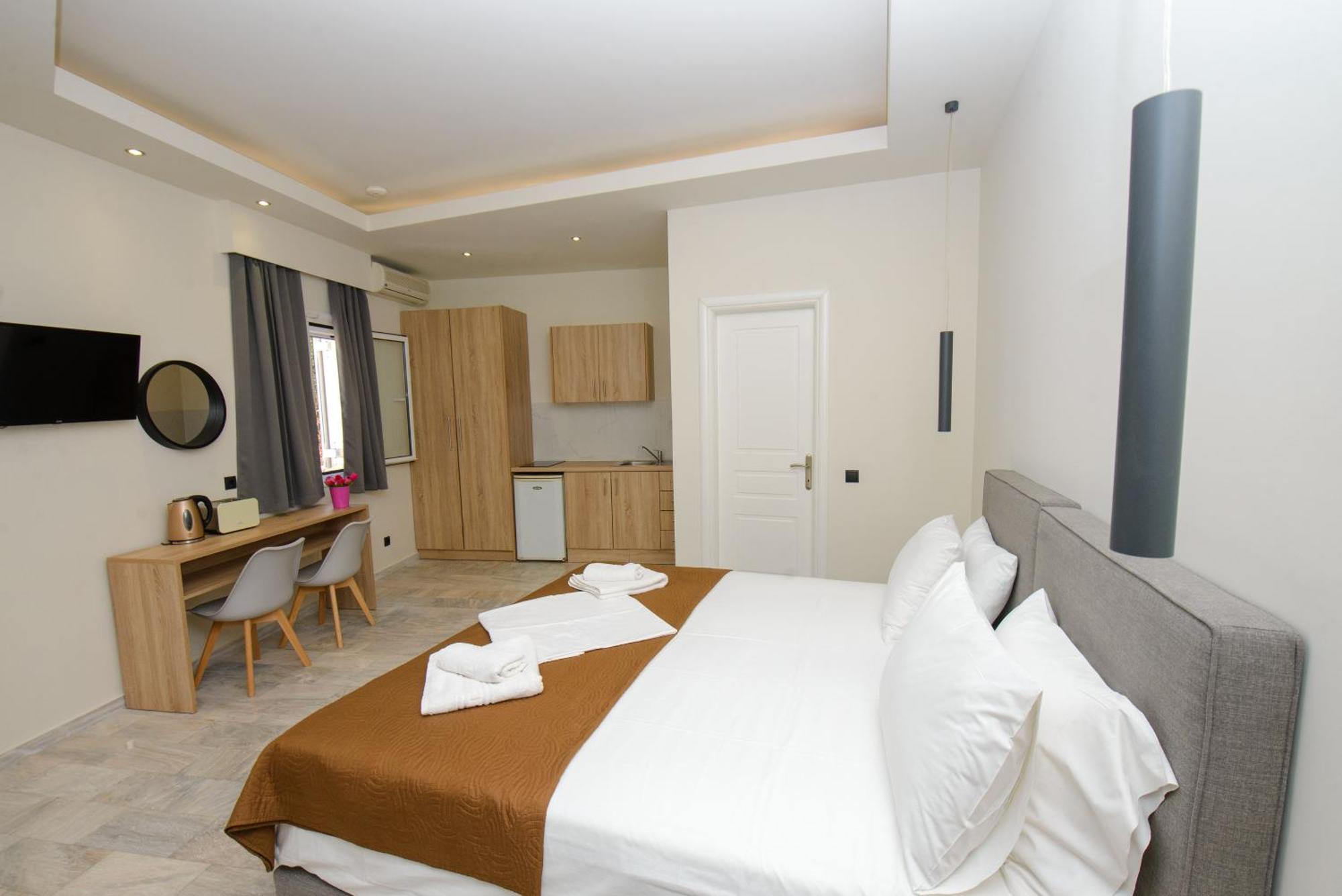 Saint Spiridon Hotel Kassiopi Exterior photo