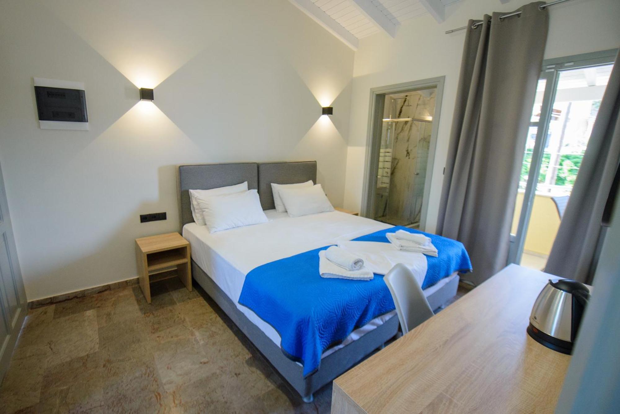Saint Spiridon Hotel Kassiopi Exterior photo