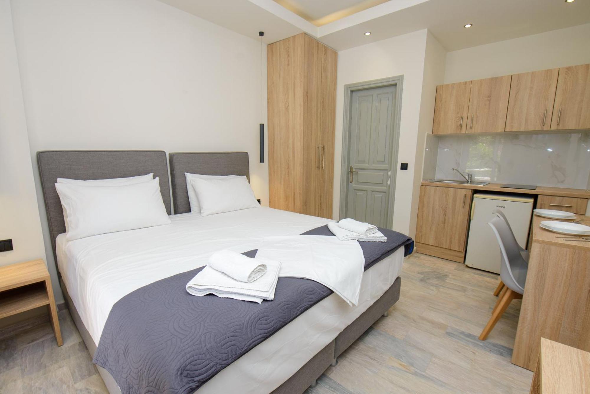 Saint Spiridon Hotel Kassiopi Exterior photo