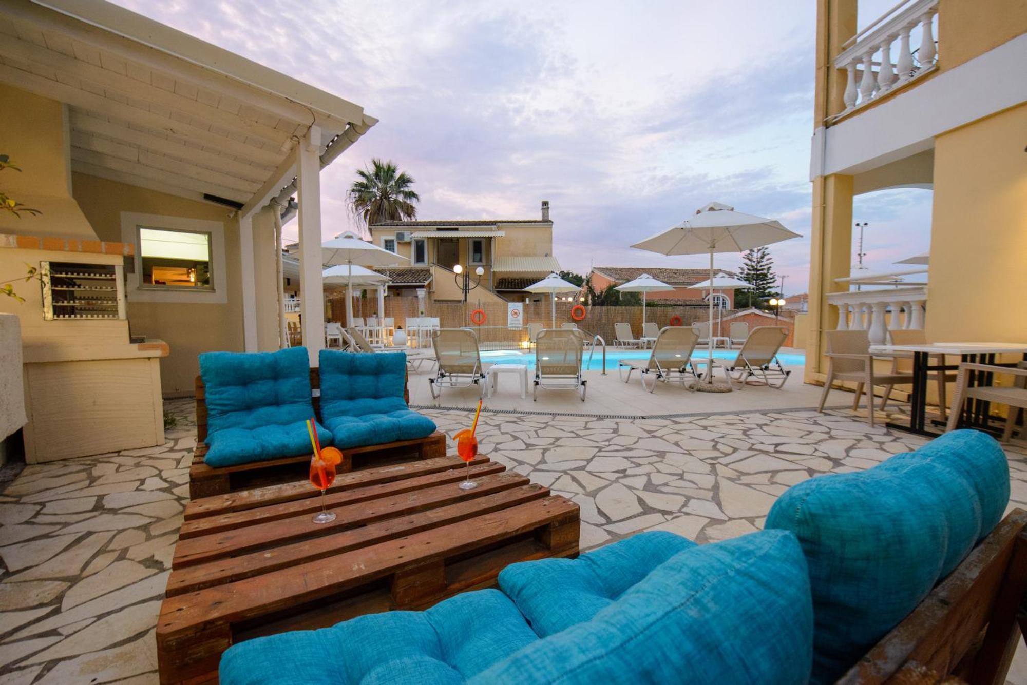 Saint Spiridon Hotel Kassiopi Exterior photo